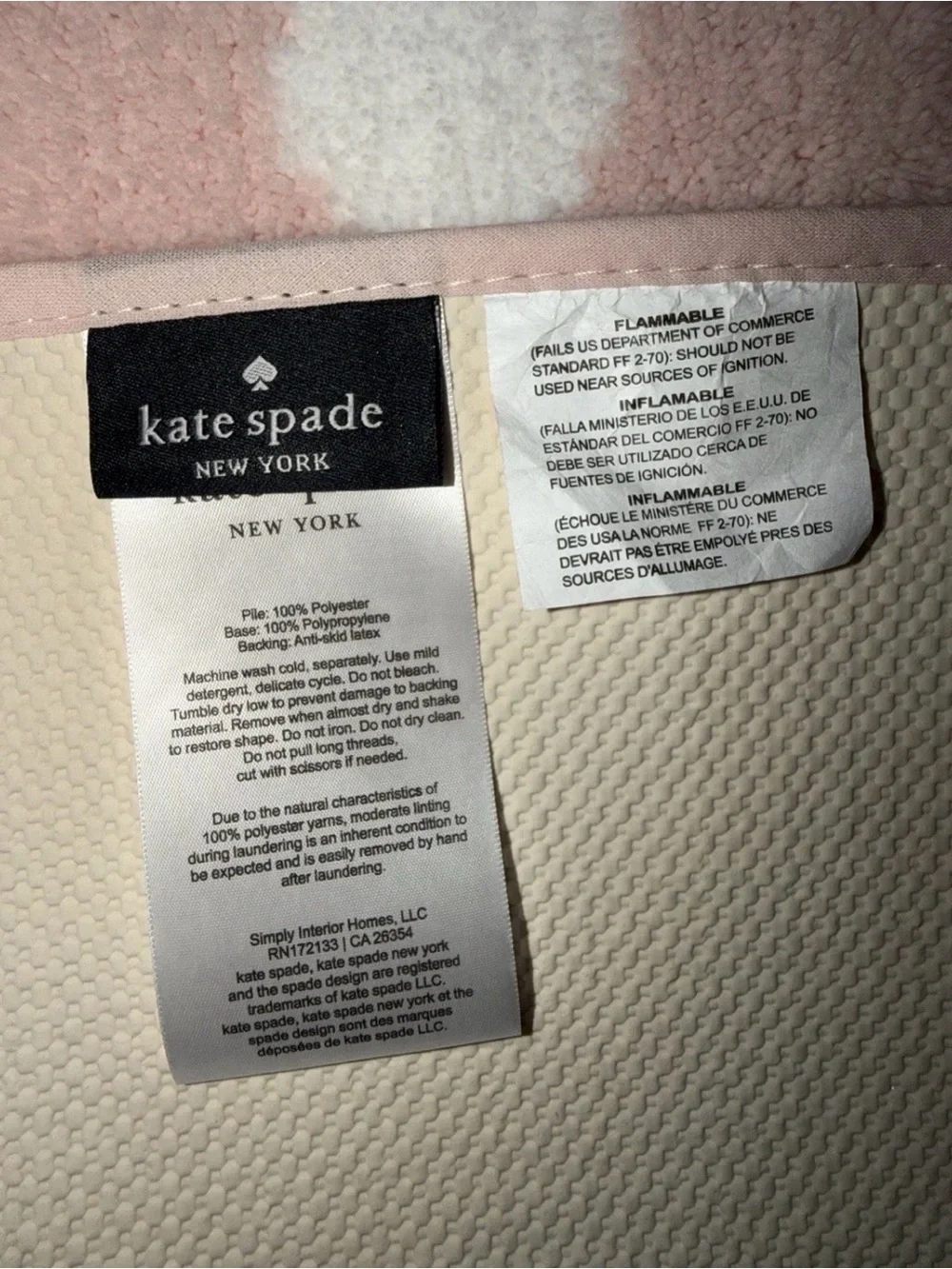 Kate Spade Large  21” x 34” Pink White Polka Dot Soft Plush Bath Mat Rug, NWT